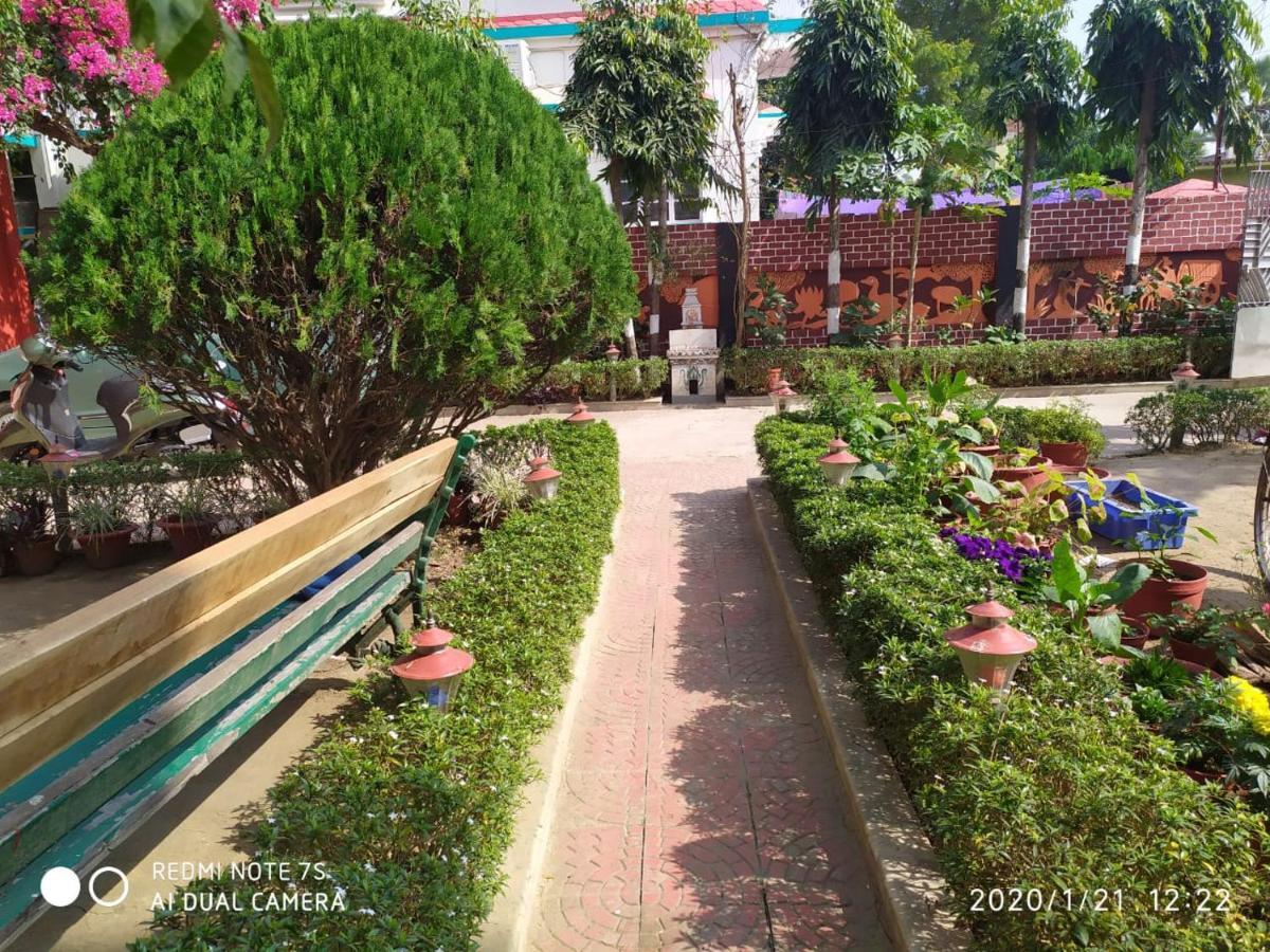 Swapnonir Hotel Shanti Niketan Exterior photo